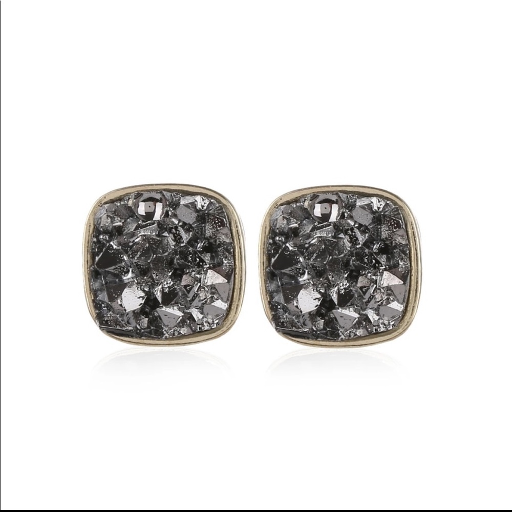 GORGEOUS Gold & Crystal Druzy Stud Earrings Black